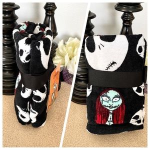 NWT Set of 2 JACK SKELLINGTON/SALLY The Nightmare Before Christmas Hand Towels
